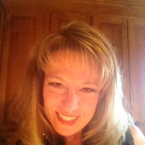 Meet your Posher, Malissa